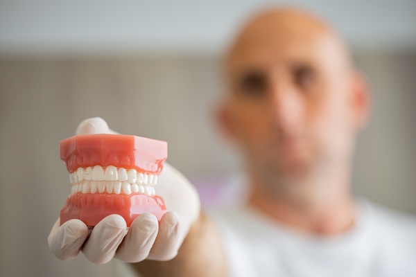 Dentures    : What You Can Eat With Dentures